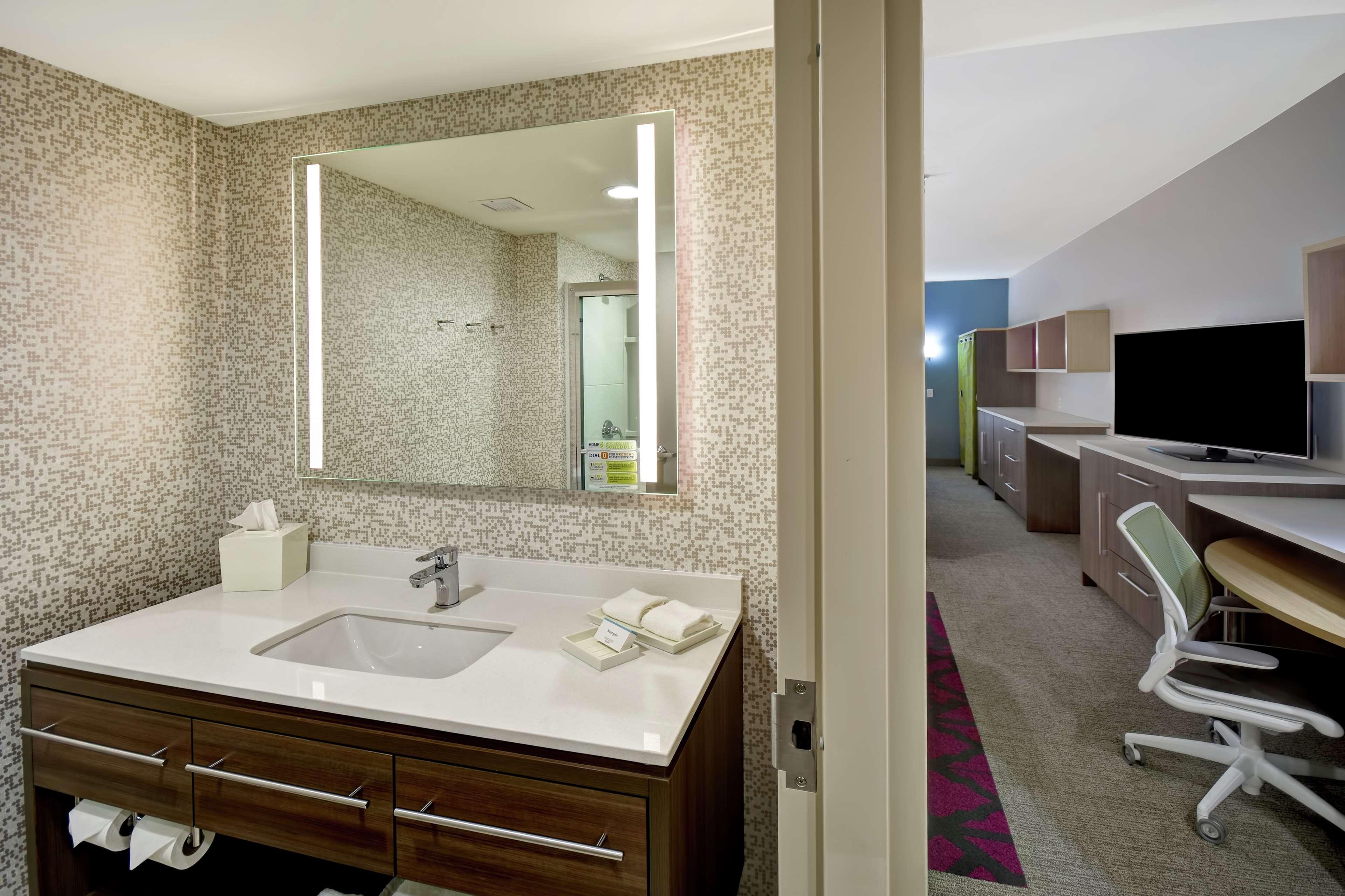 Home2 By Hilton Hotel Frankfort