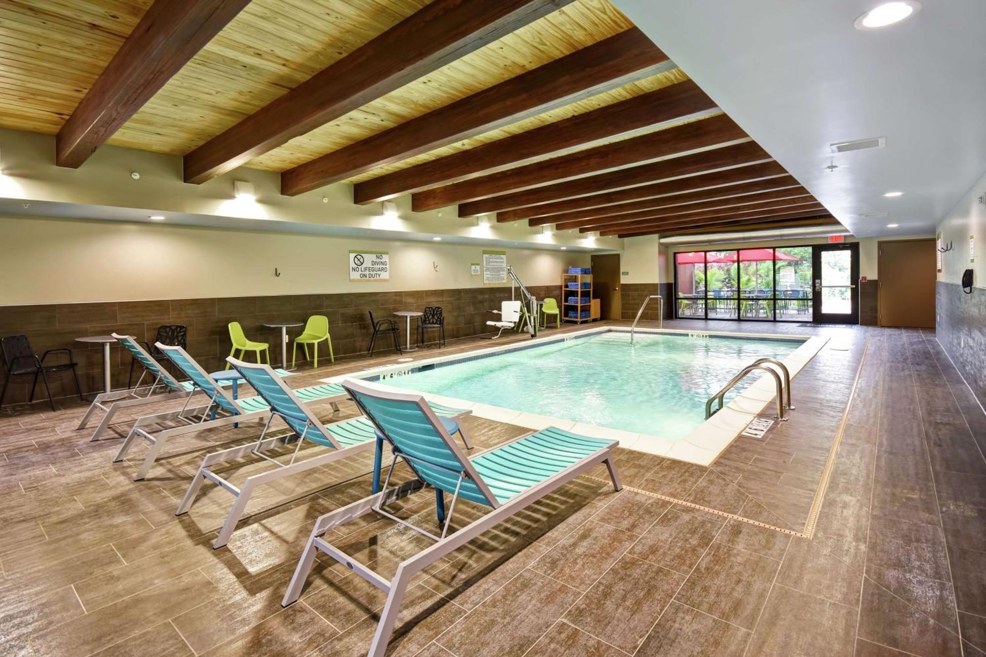 Hotel Home2 By Hilton Frankfort
